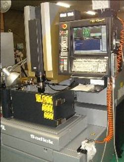 Die-Sinker Electric Discharge Machine